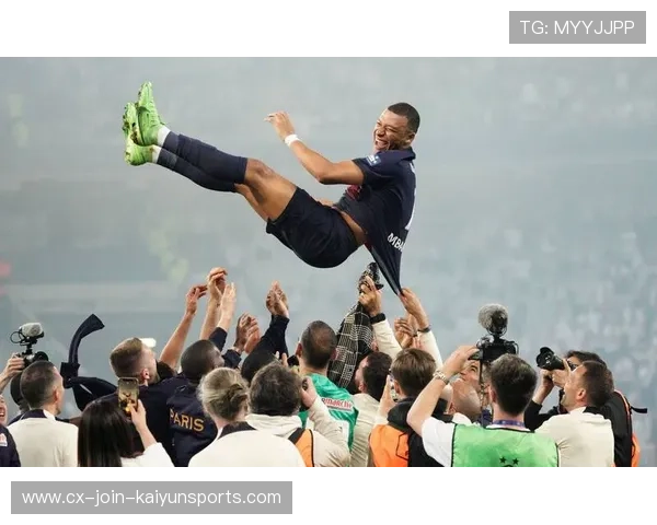 巴黎姆巴佩高速冲刺再刷新纪录：未来之星的速度奇迹